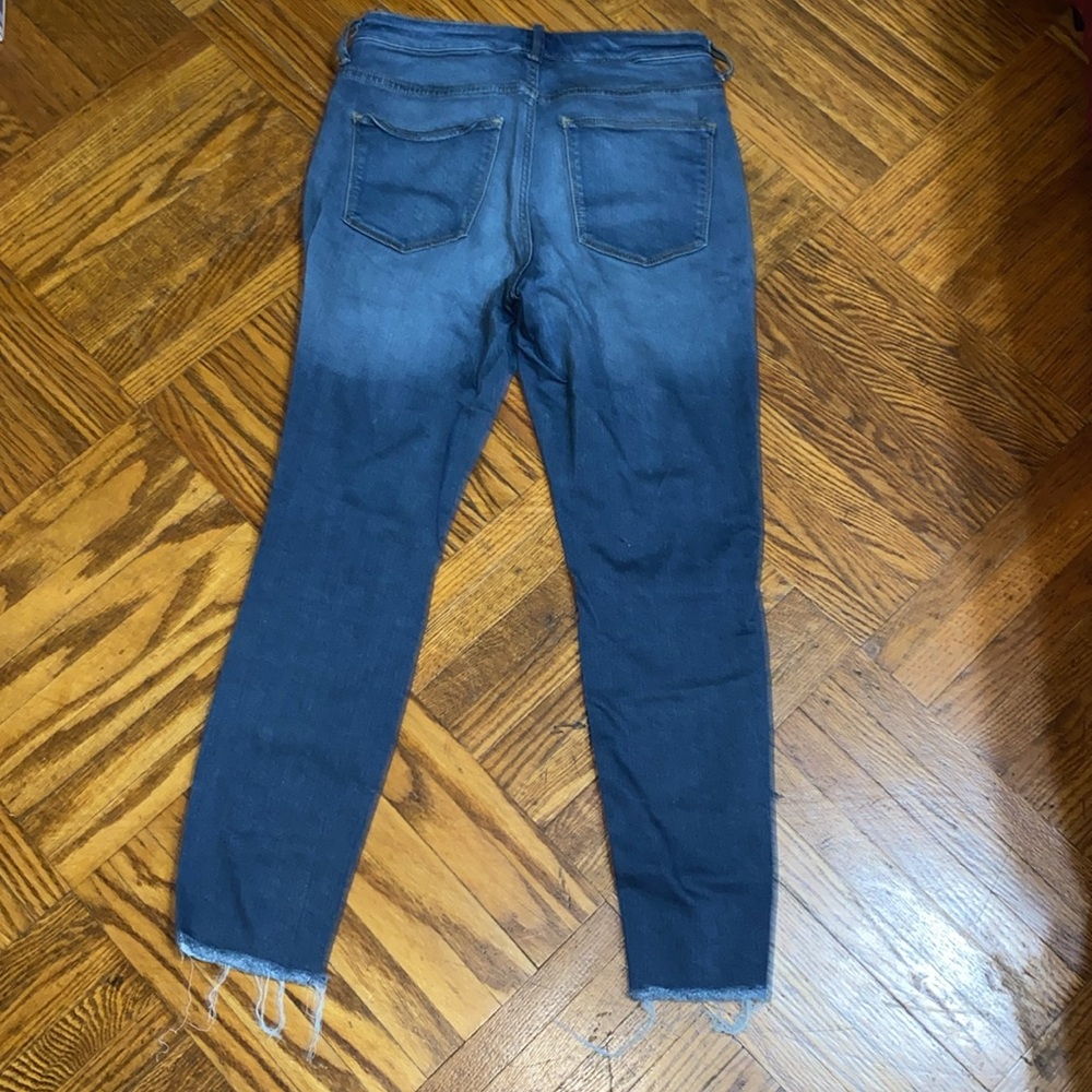 Universal Thread Distressed Jeans - Picture 4 of 4